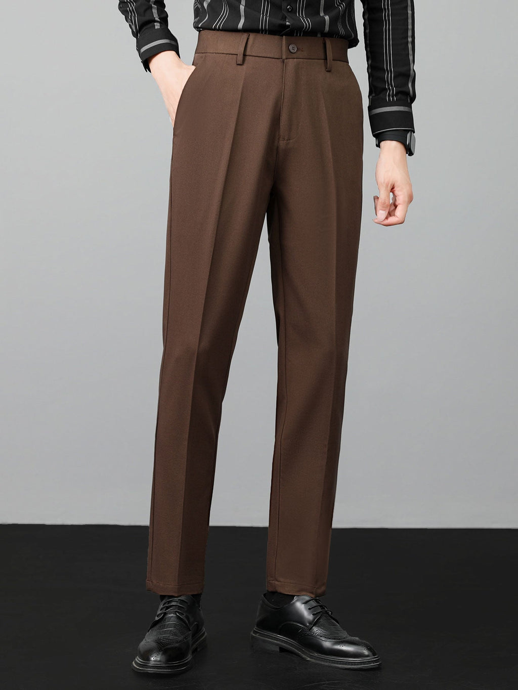 Linen Textured Knit Shirt & Slim Fit Tapered Trousers